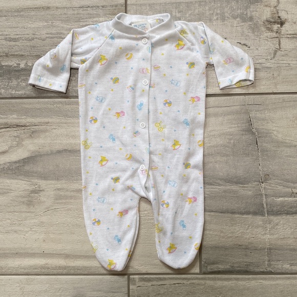 Swanknit Girls Size LShort Sleeve & Triplets Size S Long Sleeve Onesies - Picture 6 of 9